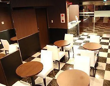 Hotel Livemax Umeda Osaka 2*,  Japan